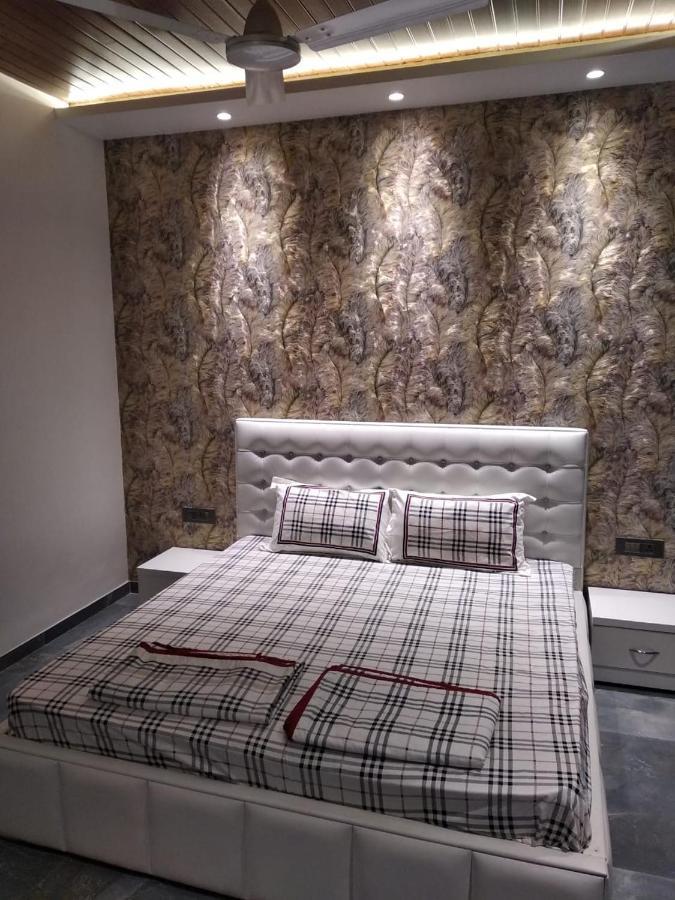 Platinum Villa 3Bhk 罗纳瓦拉 外观 照片